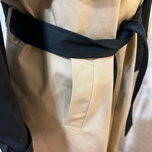 MACKAGE Classy Feminine Beautiful Unique 2 Colors Trench Coat Pleated at Back - Picture 6 of 11